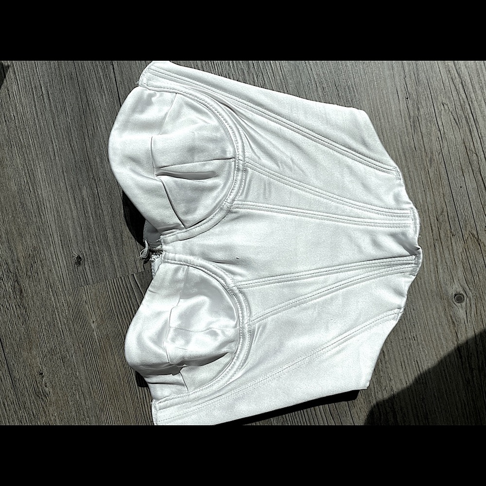 White Fox Zip up cropped corset - size XS